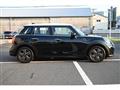 2023 BMW MINI