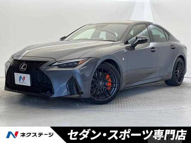 2021 Lexus IS