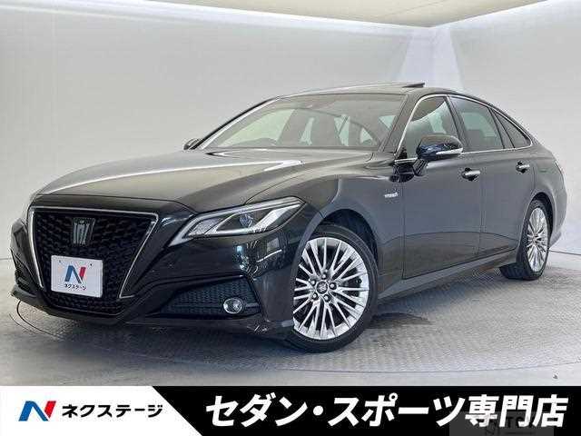 2020 Toyota Crown Hybrid