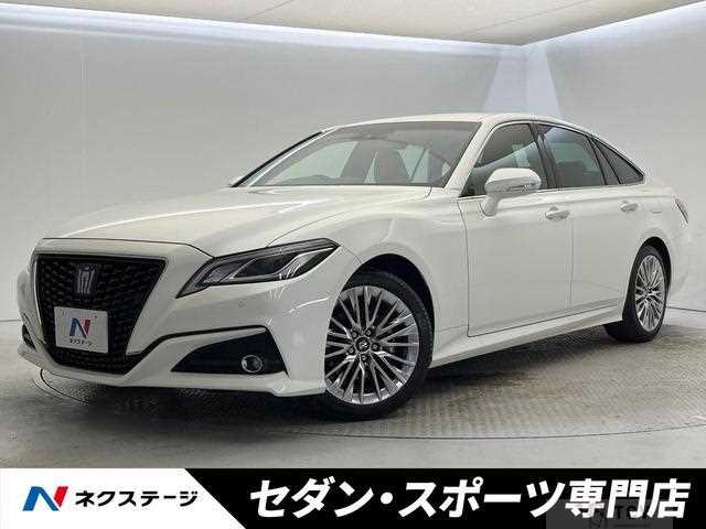 2020 Toyota Crown Hybrid