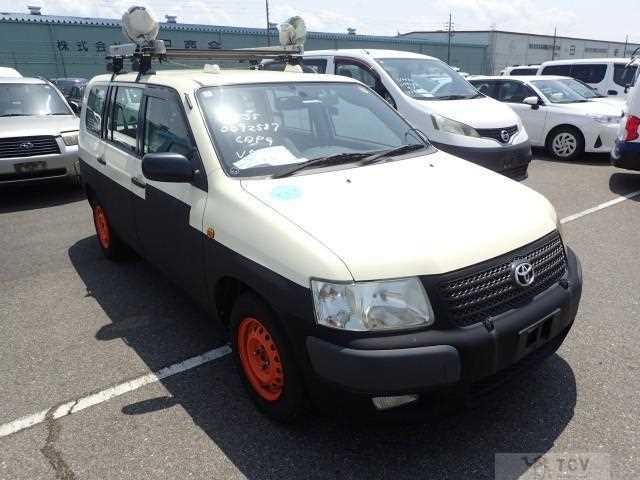 2011 Toyota Succeed Van