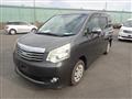 2012 Toyota Noah