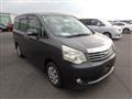 2012 Toyota Noah
