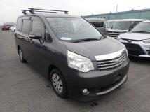 2013 Toyota Noah