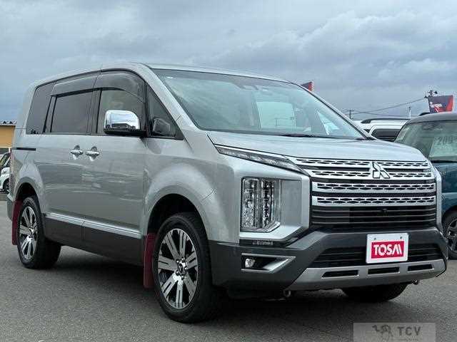 2021 Mitsubishi Delica D5