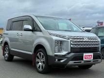 2021 Mitsubishi Delica D5
