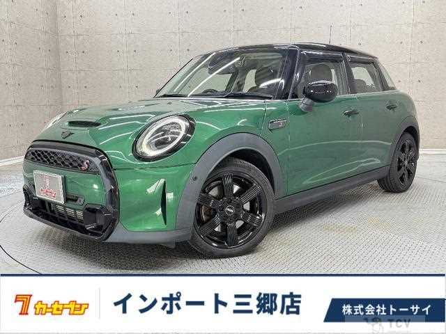 2022 BMW MINI