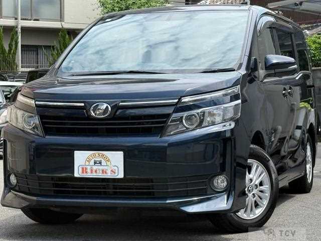 2014 Toyota Voxy