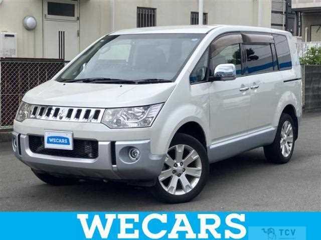 2016 Mitsubishi Delica D5