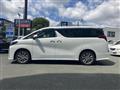 2022 Toyota Alphard G