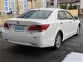 2013 Toyota Crown Hybrid