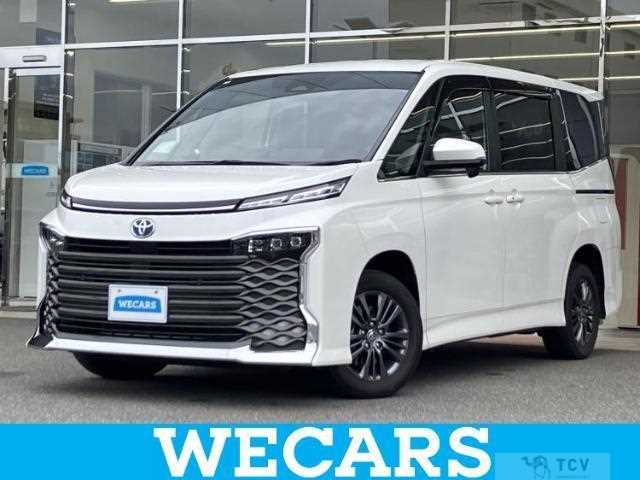 2022 Toyota Voxy