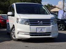 2013 Honda Step WGN