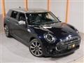 2021 BMW MINI