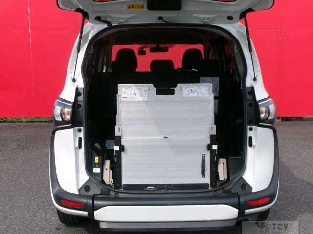 2021 Toyota Sienta