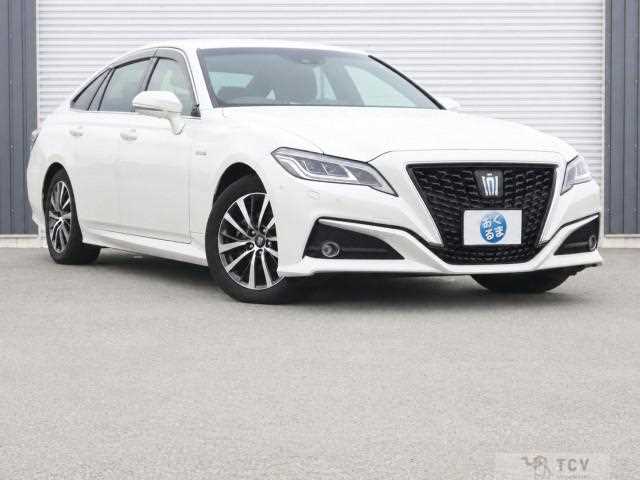 2018 Toyota Crown Hybrid