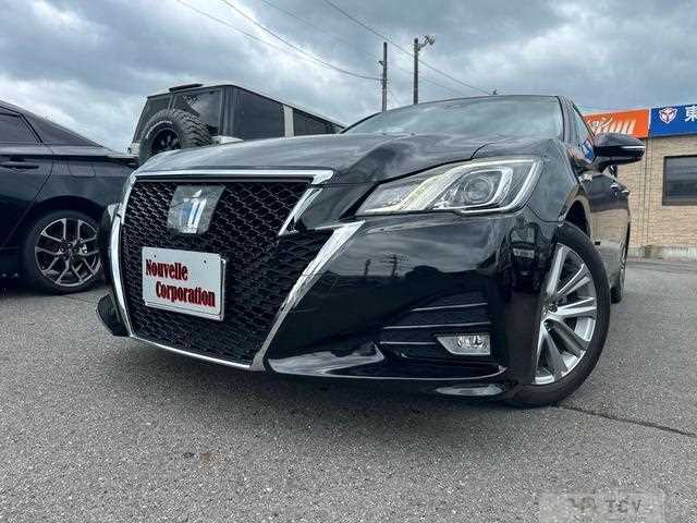 2017 Toyota Crown Hybrid