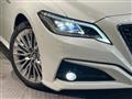2018 Toyota Crown Hybrid
