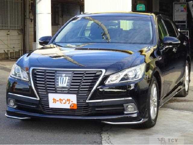 2013 Toyota Crown