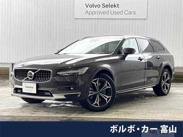 2022 Volvo V90