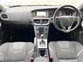 2018 Volvo V40