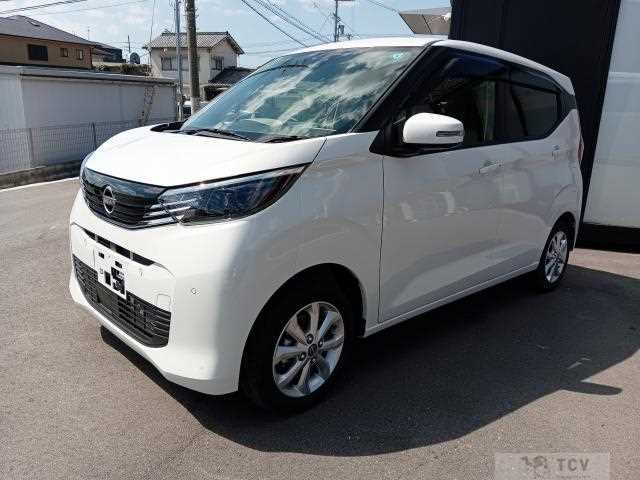 2025 Nissan Nissan Others