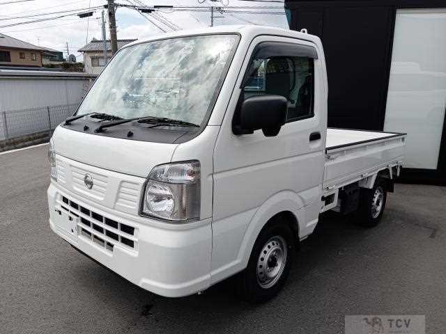 2024 Nissan Clipper Truck