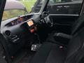 2011 Daihatsu Tanto