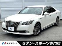 2013 Toyota Crown Majesta