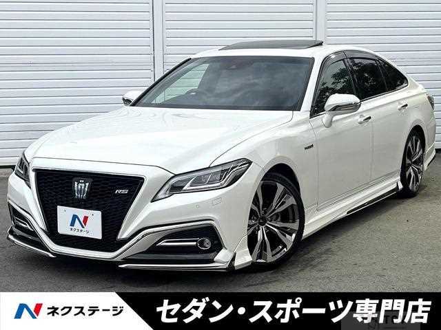 2019 Toyota Crown Hybrid