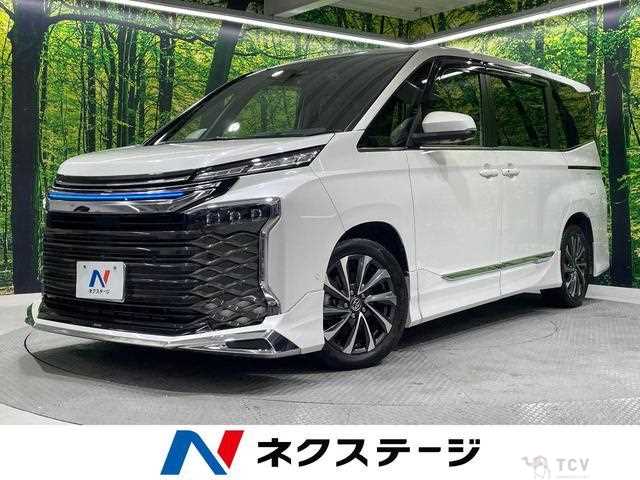 2022 Toyota Voxy