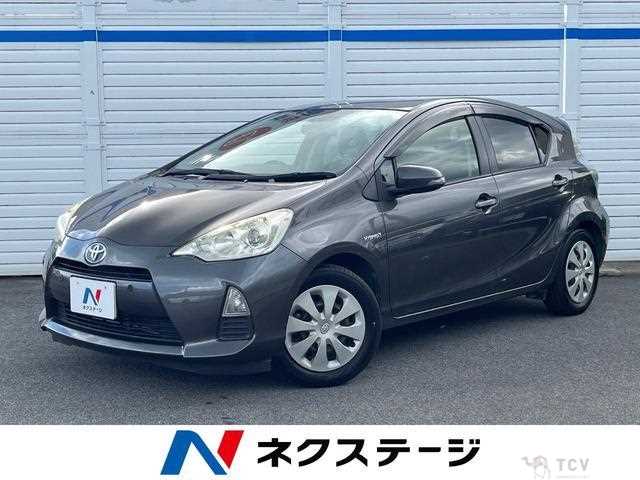 2013 Toyota AQUA
