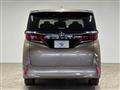2025 Toyota Alphard Hybrid