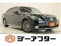 2014 Toyota Crown Majesta