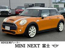2017 BMW MINI