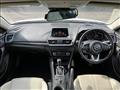 2016 Mazda Axela