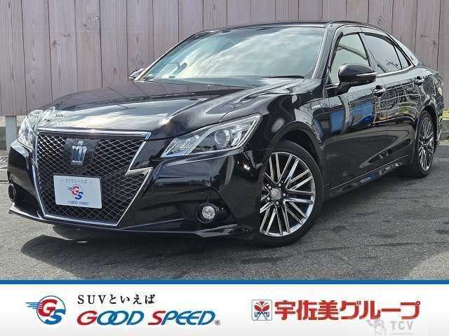 2013 Toyota Crown Hybrid