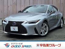 2021 Lexus IS
