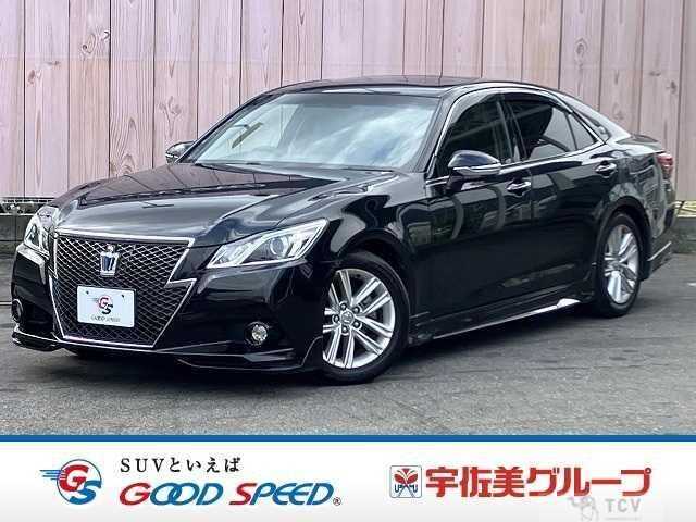2014 Toyota Crown Hybrid