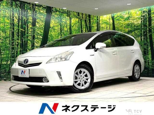 2013 Toyota PRIUS α