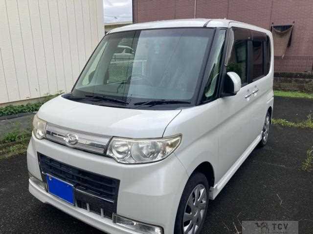 2010 Daihatsu Tanto