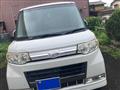 2010 Daihatsu Tanto
