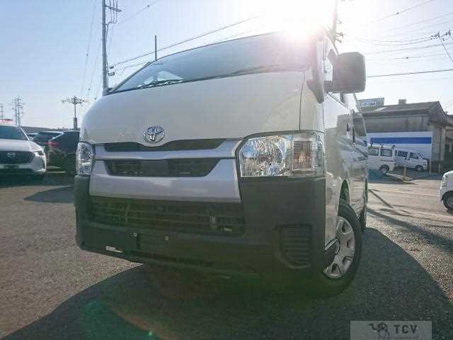 2022 Toyota Hiace Van