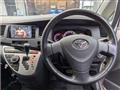 2009 Toyota Isis