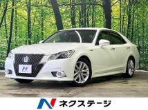 2014 Toyota Crown Hybrid