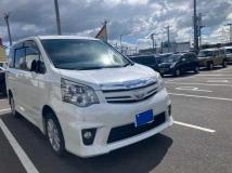 2013 Toyota Noah