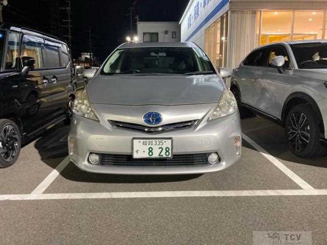 2011 Toyota PRIUS α