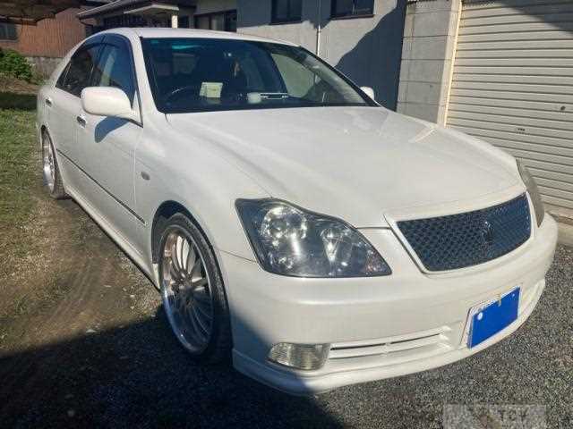 2005 Toyota Crown