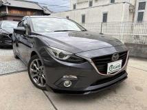 2015 Mazda Axela
