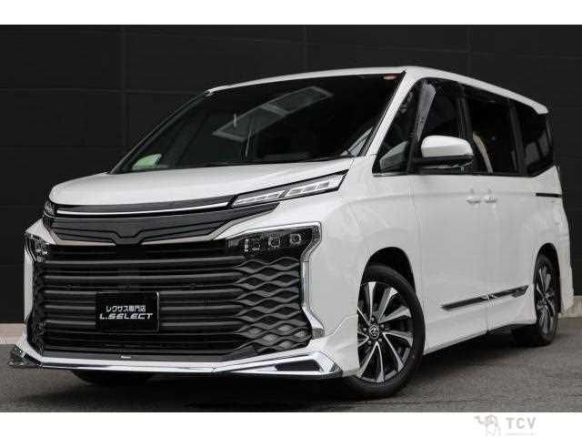 2022 Toyota Voxy